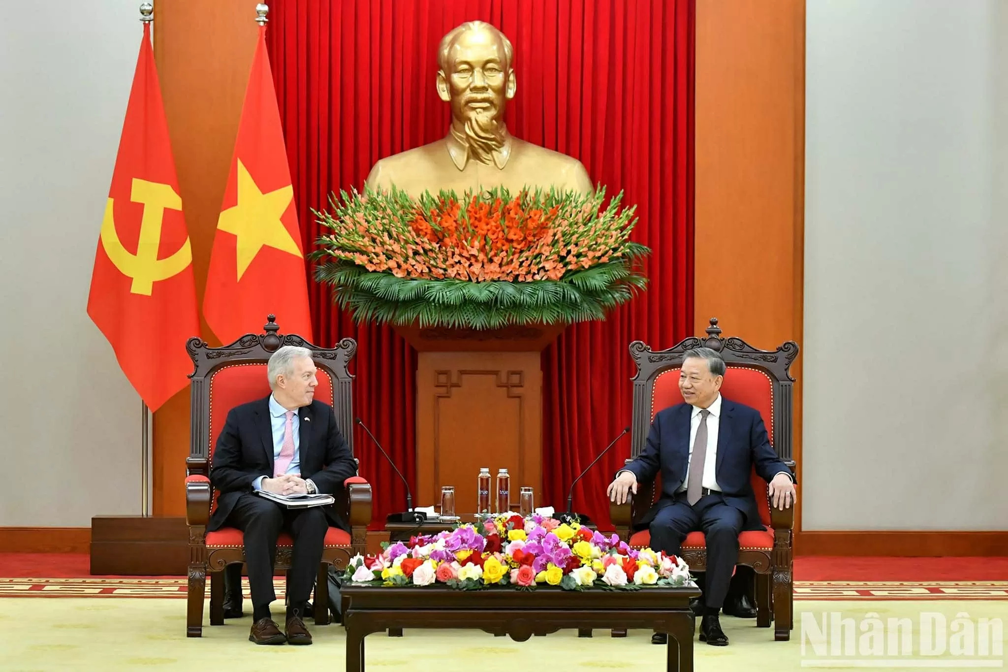 Tổng Bí thư Tô Lâm tiếp đoàn doanh nghiệp Hội đồng kinh doanh Hoa Kỳ-ASEAN Tổng Bí thư Tô Lâm tiếp đoàn doanh nghiệp Hội đồng kinh doanh Hoa Kỳ-ASEAN