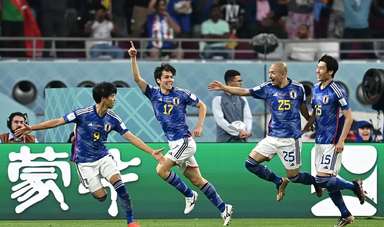 Đội tuyển nào sẽ giành vé đầu tiên dự World Cup 2026?