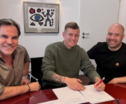 Cựu tiền vệ Toni Kroos có công việc mới