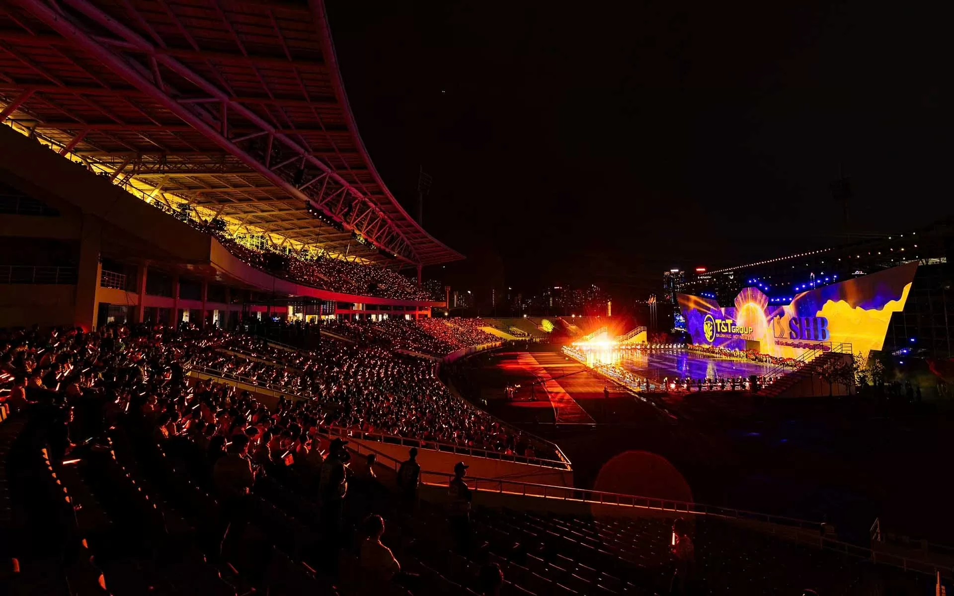 Ngày hội Văn hóa T&T – SHB 2025 với quy mô hơn 15.000 người, đại diện cho 80.000 cán bộ công nhân viên trong hệ thống T&T Group - SHB