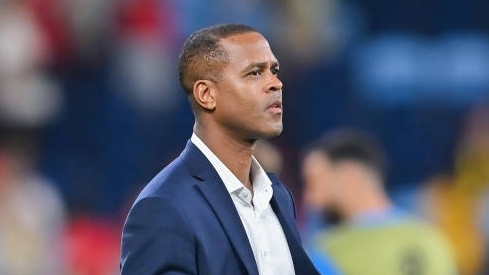 CĐV Indonesia tức giận, đòi sa thải HLV Kluivert