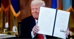 Tổng thống Mỹ Donald Trump ký lệnh giải thể Bộ Giáo dục: Cuộc đối đầu gay gắt giữa hai phe Dân chủ - Cộng hòa