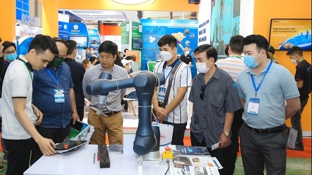 Công nghệ số và thương mại điện tử dẫn dắt nền kinh tế