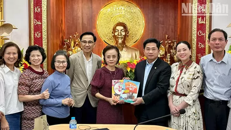 Khai trương Phố ẩm thực văn hóa Thái Lan-Việt Nam tại Nakhon Phanom Khai trương Phố ẩm thực văn hóa Thái Lan-Việt Nam tại Nakhon Phanom