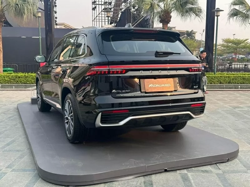 Ngoại hình của Geely Monjaro được thiết kế theo phong cách sang trọng, hiện đại. Ngoại hình của Geely Monjaro được thiết kế theo phong cách sang trọng, hiện đại.