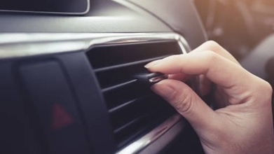 Mẹo hay giúp điều hòa ô tô mát hơn mà không tốn nhiều tiền