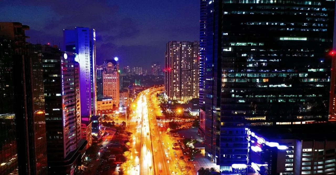 Nhu cầu về công suất trung tâm dữ liệu tăng vọt đã thu hút sự quan tâm của ngày càng nhiều các nhà đầu tư trên khắp châu Á-Thái Bình Dương. (Nguồn: Báo VietNamNet) Nhu cầu về công suất trung tâm dữ liệu tăng vọt đã thu hút sự quan tâm của ngày càng nhiều các nhà đầu tư trên khắp châu Á-Thái Bình Dương. (Nguồn: Báo VietNamNet)