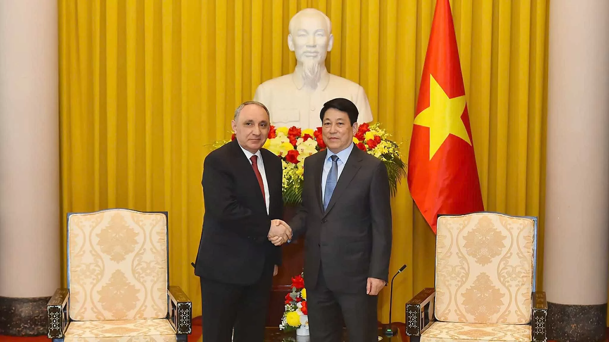 Chủ tịch nước Lương Cường tiếp Viện trưởng Viện Kiểm sát tối cao Azerbaijan