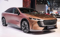 Cận cảnh xe điện Mazda 6e vừa trình làng tại Thái Lan