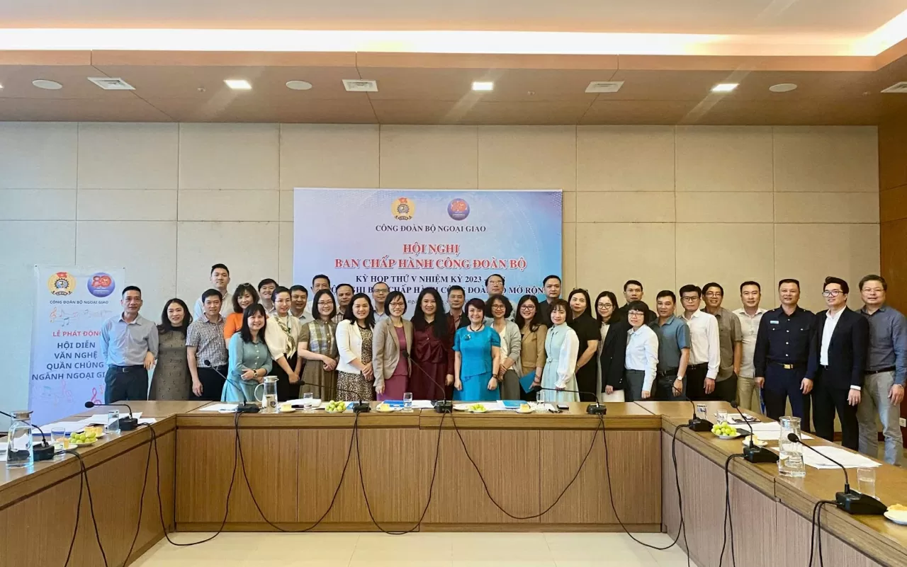 Tham dự Hội nghị có Uỷ viên Ban chấp hành Công đoàn Bộ cùng đại diện công đoàn các đơn vị. (Ảnh: Xuân Sơn)