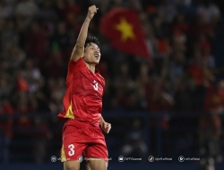 Hậu vệ Văn Vĩ - ‘Đóa hoa nở muộn’ ở đội tuyển Việt Nam