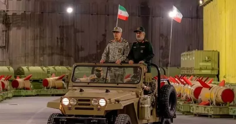 Iran công bố căn cứ tên lửa mới, được Cộng đồng tình báo Mỹ 'rửa tiếng oan': Không tìm kiếm vũ khí hạt nhân Iran công bố căn cứ tên lửa mới, được Cộng đồng tình báo Mỹ 'rửa tiếng oan': Không tìm kiếm vũ khí hạt nhân