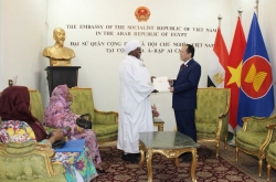 Trao quyết định bổ nhiệm lại Lãnh sự danh dự Việt Nam tại Sudan