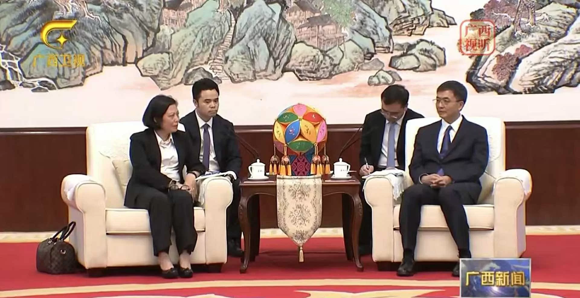 Quảng Tây tổ chức lớp bồi dưỡng chuyên đề về trí tuệ nhân tạo (AI) cho các địa phương biên giới Việt Nam Quảng Tây tổ chức lớp bồi dưỡng chuyên đề về trí tuệ nhân tạo (AI) cho các địa phương biên giới Việt Nam