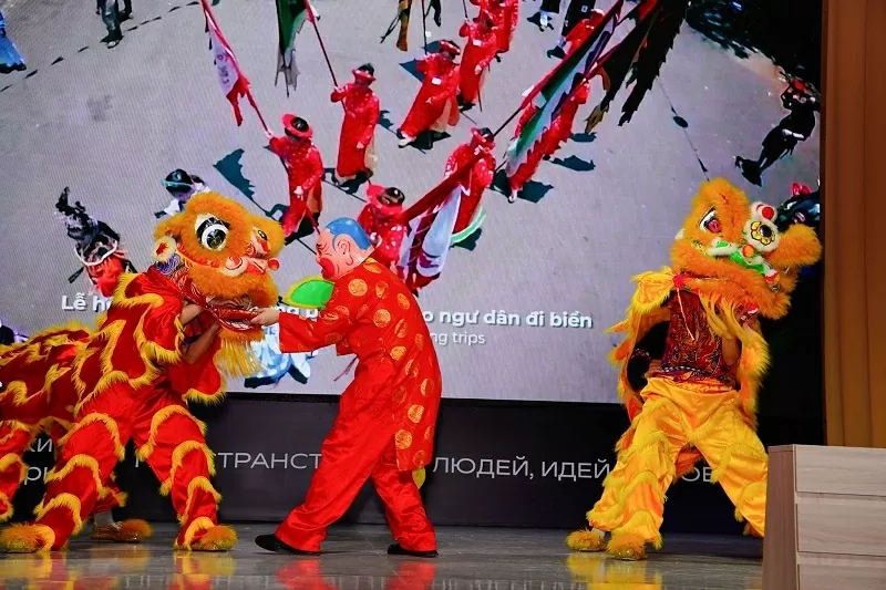 Dấu ấn lan toả văn hoá của cộng đồng du học sinh Việt Nam tại Tyumen Ấn tượng ngày văn hóa của cộng đồng du học sinh Việt Nam tại Tyumen