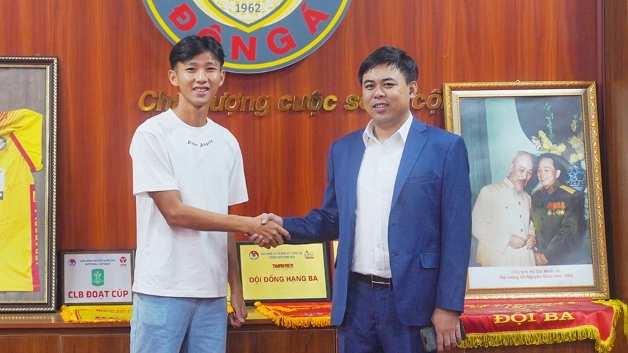 Cầu thủ Lào đầu tiên trong lịch sử cập bến V-League