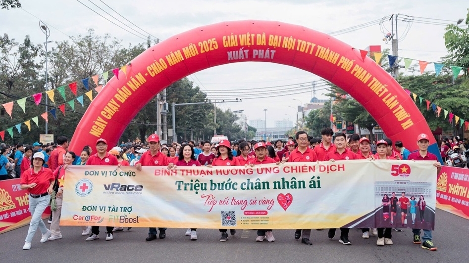 Gần 200.000 người tham gia Chiến dịch 'Triệu bước chân nhân ái – Tiếp nối trang sử vàng'