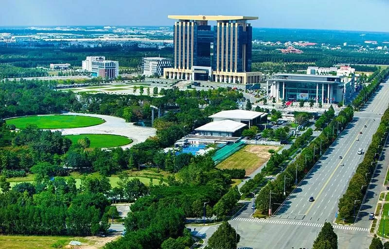 Nhiệm vụ tăng trưởng quý II/2025 đạt 14% bù cho quý I/2025 của Bình Dương là mục tiêu thách thức, đòi hỏi nỗ lực tối đa từ các sở, ban, ngành và địa phương. (Nguồn: VnEconomy)