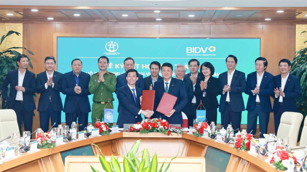 Chung tay đưa dịch vụ công trực tuyến đến gần hơn với người dân và doanh nghiệp