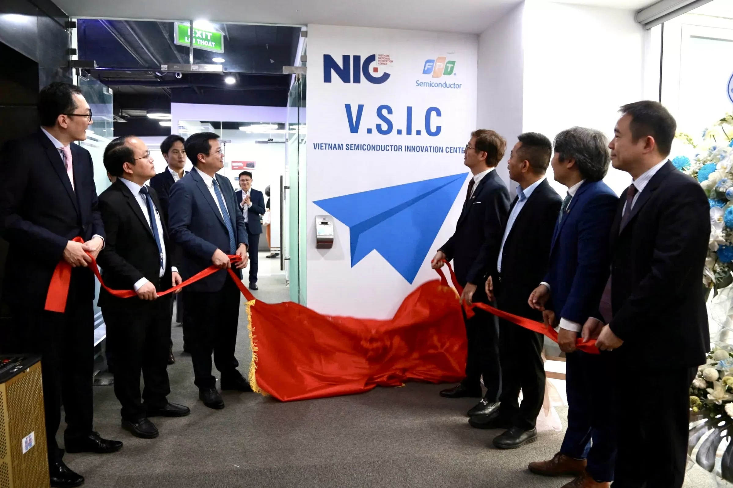 Dấu ấn quan trọng đối với ngành bán dẫn