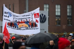 Đức: Kinh tế trì trệ, số lao động thất nghiệp tăng vọt, cảnh báo Mỹ sẽ 'hại người thiệt mình'