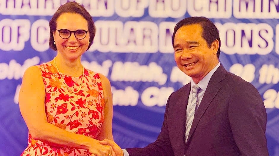 Cơ quan lãnh sự tại Thành phố Hồ Chí Minh mong muốn đóng góp cho sự phát triển bền vững của Thành phố