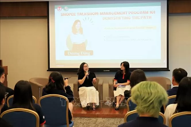 Cơ hội kết nối nghề nghiệp cho sinh viên Việt Nam tại Singapore Cơ hội kết nối nghề nghiệp cho sinh viên Việt Nam tại Singapore