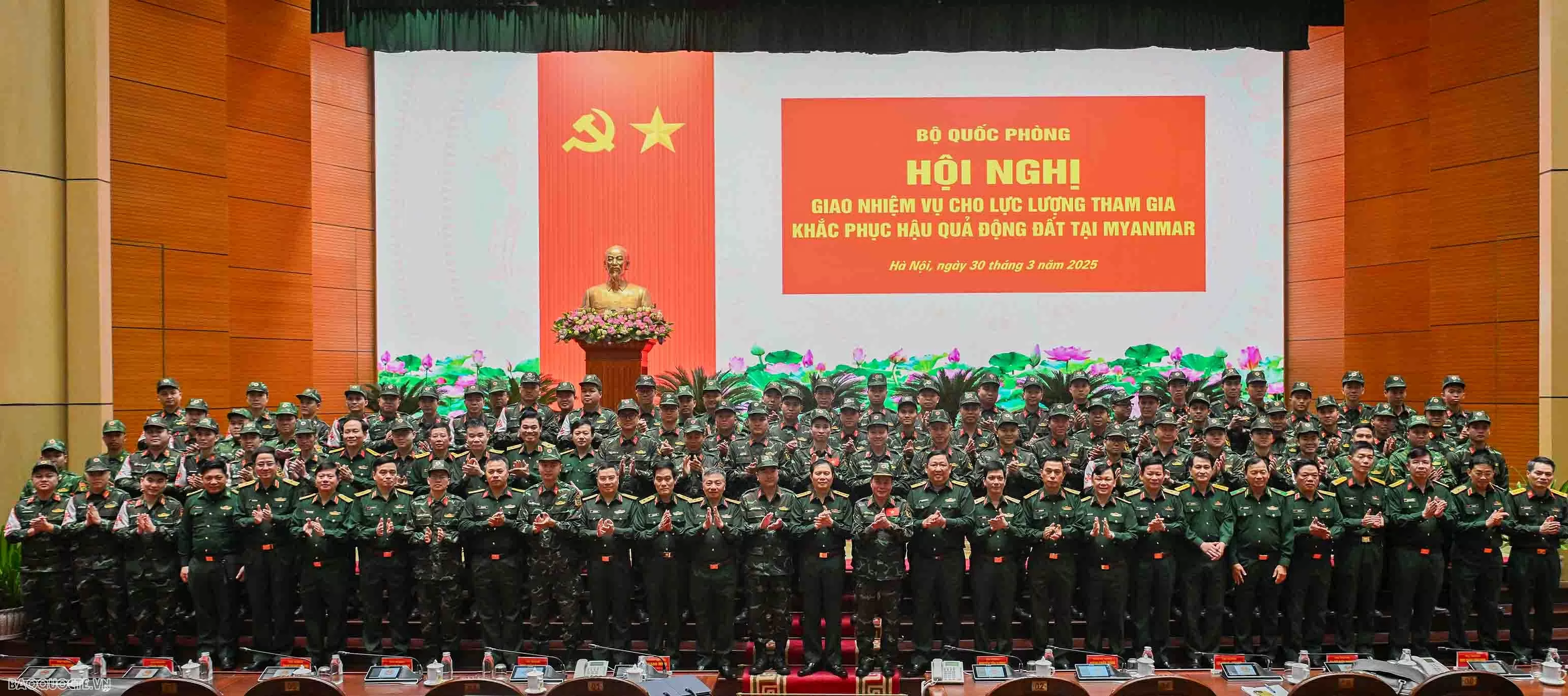 Cứu trợ động đất tại Myanmar: Đại tướng Nguyễn Tân Cương giao phát huy tinh thần ‘Tướng quân tại ngoại’ Cứu trợ động đất tại Myanmar: Đại tướng Nguyễn Tân Cương giao phát huy tinh thần ‘Tướng quân tại ngoại’