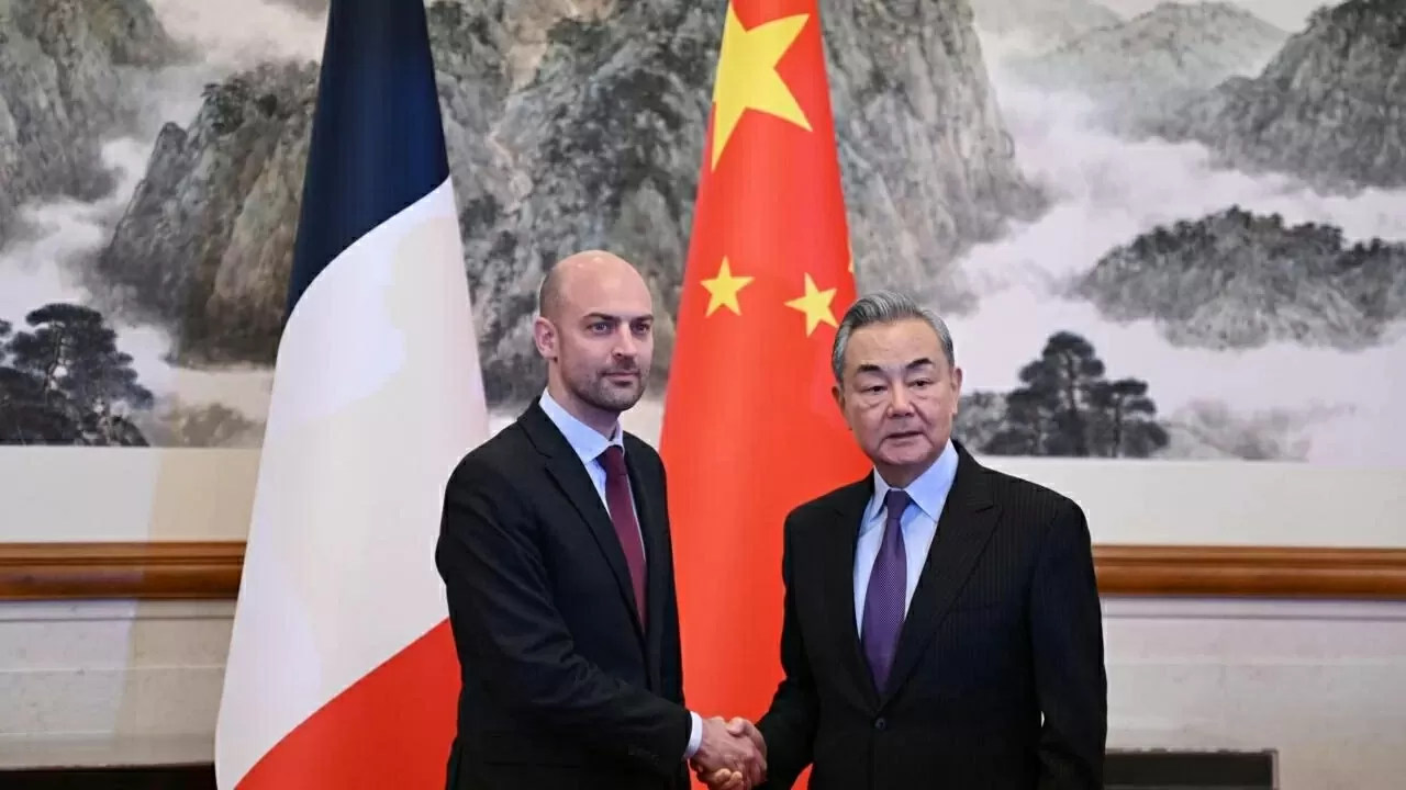 Ảnh ấn tượng: Tổng thống Putin nói Nga đang giữ thế chủ động khắp tiền tuyến, Israel nêu điều kiện để chiến sự ‘chấm dứt ngay ngày mai’