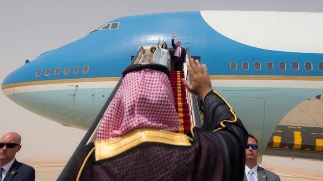 Đồn đoán điểm đến nước ngoài đầu tiên của Tổng thống Mỹ Donald Trump trong nhiệm kỳ 2