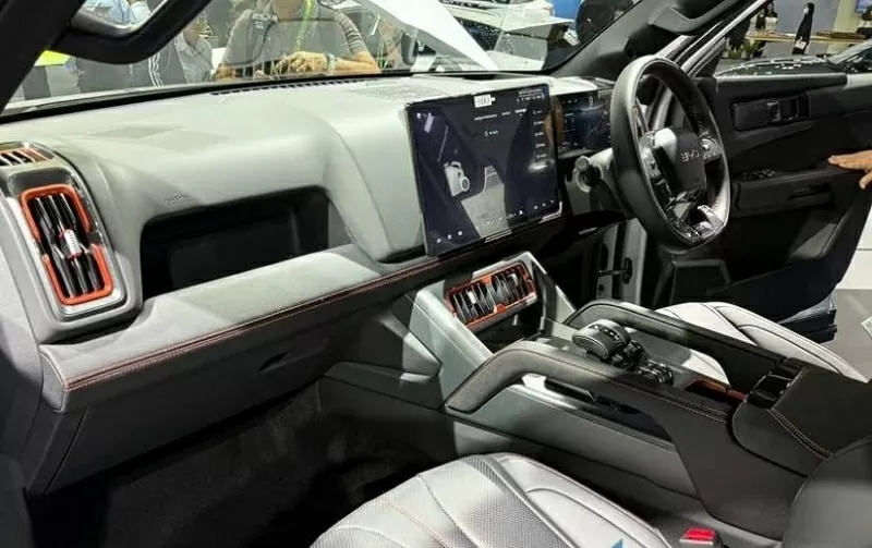 BYD Shark 6 mang đến không gian nội thất hiện đại và đậm chất công nghệ BYD Shark 6 mang đến không gian nội thất hiện đại và đậm chất công nghệ