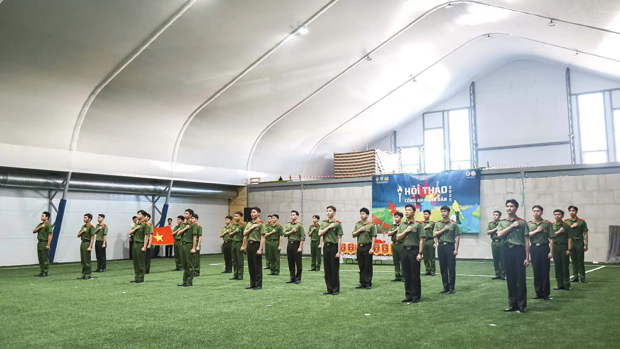 Hội thao hướng tới kỷ niệm 80 năm ngày truyền thống Công an nhân dân