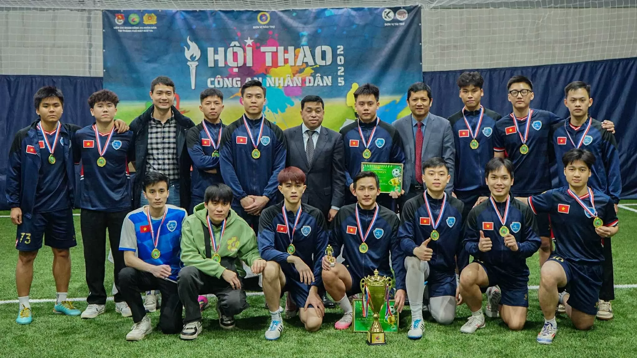 Hội thao hướng tới kỷ niệm 80 năm ngày truyền thống Công an nhân dân Hội thao hướng tới kỷ niệm 80 năm ngày truyền thống Công an nhân dân