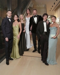 Hình ảnh cựu danh thủ David Beckham mừng sinh nhật tuổi 50 bên gia đình và bạn bè thân thiết