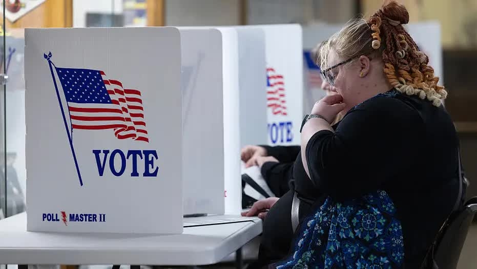 Phép thử thực sự của Tổng thống Trump và đảng Cộng hòa: Bảo toàn số ghế ở Florida, nhấp nhổm chờ kết quả từ Wisconsin