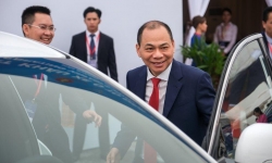 Hé lộ bảng xếp hạng những người giàu nhất hành tinh, Việt Nam có 5 đại diện