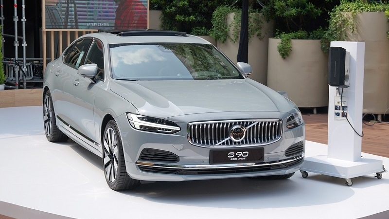 Triệu hồi gần 7.500 xe Volvo plug-in Hybrid do nguy cơ cháy nổ