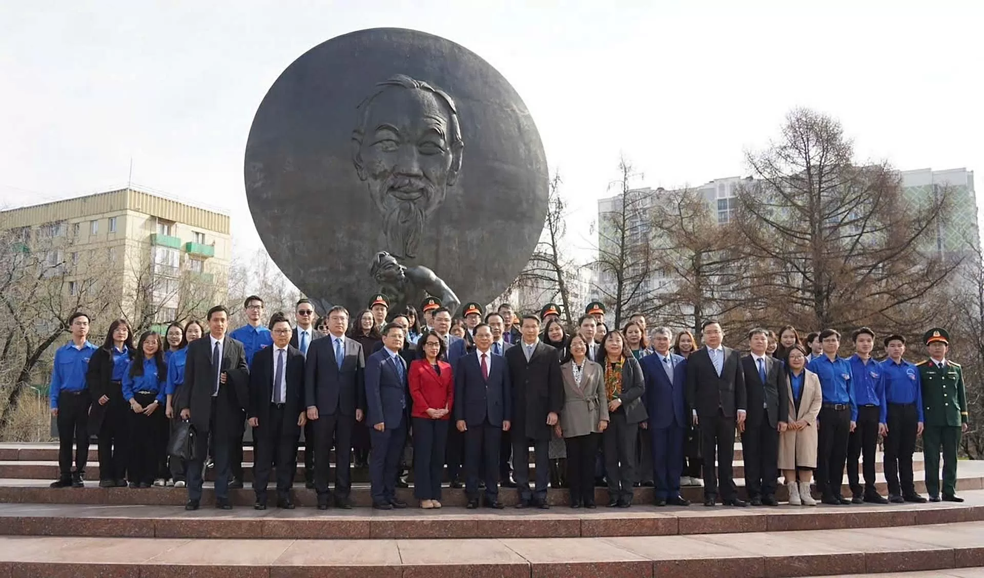 Phó Thủ tướng, Bộ trưởng Ngoại giao Bùi Thanh Sơn hội đàm với Bộ trưởng Ngoại giao Nga Sergei Lavrov Phó Thủ tướng, Bộ trưởng Ngoại giao Bùi Thanh Sơn hội đàm với Bộ trưởng Ngoại giao Nga Sergei Lavrov