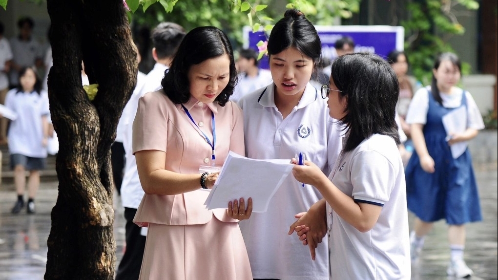 Nhiều trường đại học tại Hà Nội tăng học phí