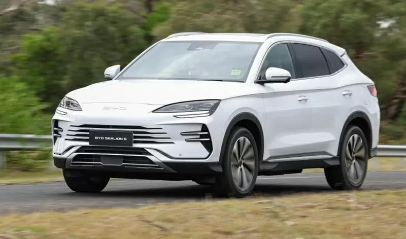 Giá xe BYD Sealion được giảm xuống còn 899.900 - 999.900 baht (tương đương khoảng 671 - 745 triệu đồng) tại Thái Lan