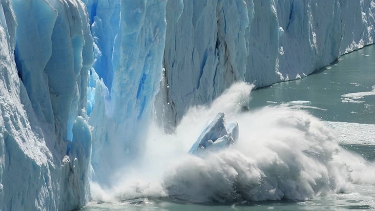 Các nhà khoa học Nga cảnh báo tình trạng tan chảy nhanh của sông băng trên đảo Spitsbergen