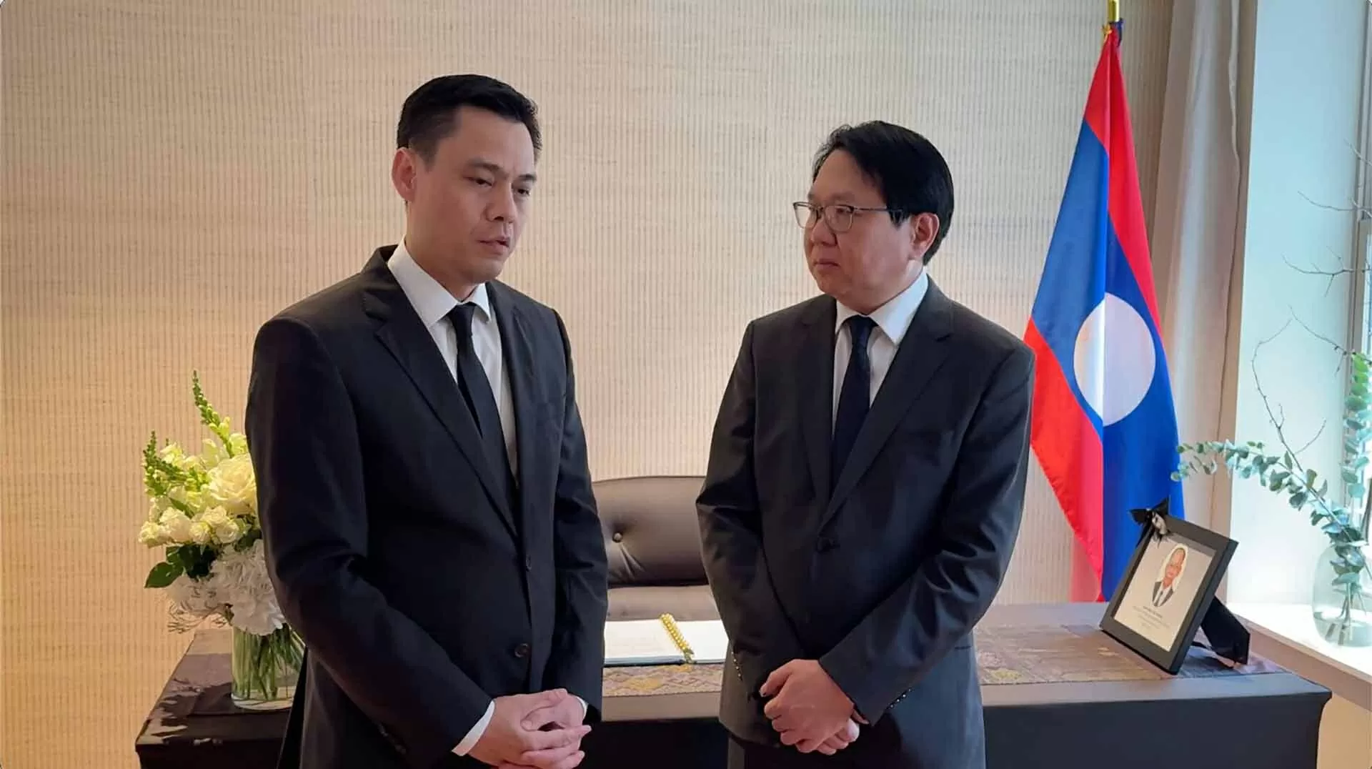 Tưởng nhớ đồng chí Khamtay Siphandone tại New York, Hoa Kỳ Tưởng nhớ đồng chí Khamtay Siphandone tại New York, Hoa Kỳ