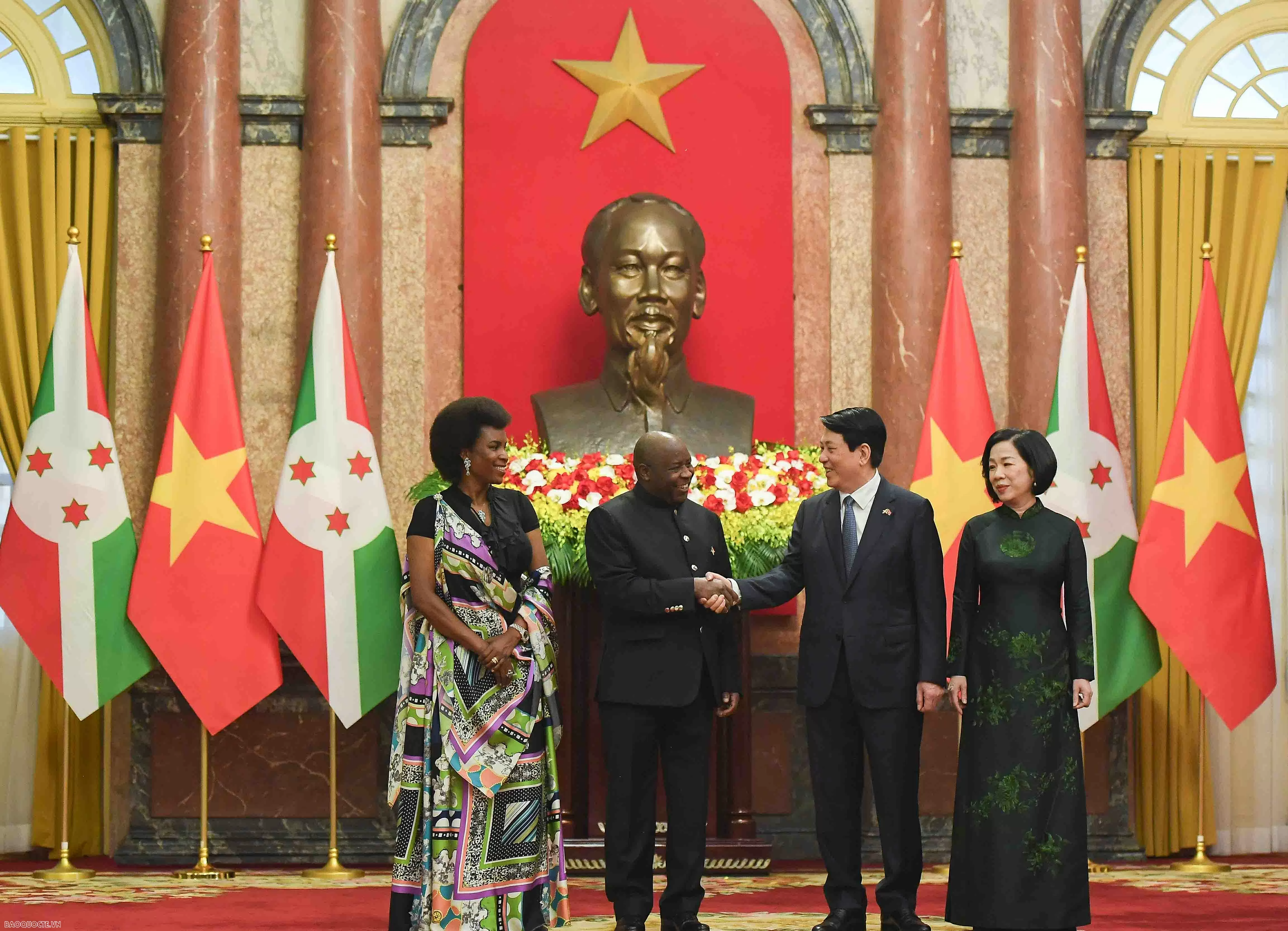 Chủ tịch nước Lương Cường chủ trì lễ đón chính thức Tổng thống Burundi Chủ tịch nước Lương Cường chủ trì lễ đón chính thức Tổng thống Burundi