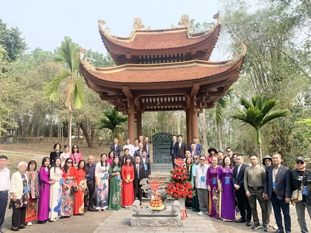 Đoàn kiều bào với hoạt động ý nghĩa tại tỉnh Tuyên Quang Đoàn kiều bào với hoạt động ý nghĩa tại tỉnh Tuyên Quang