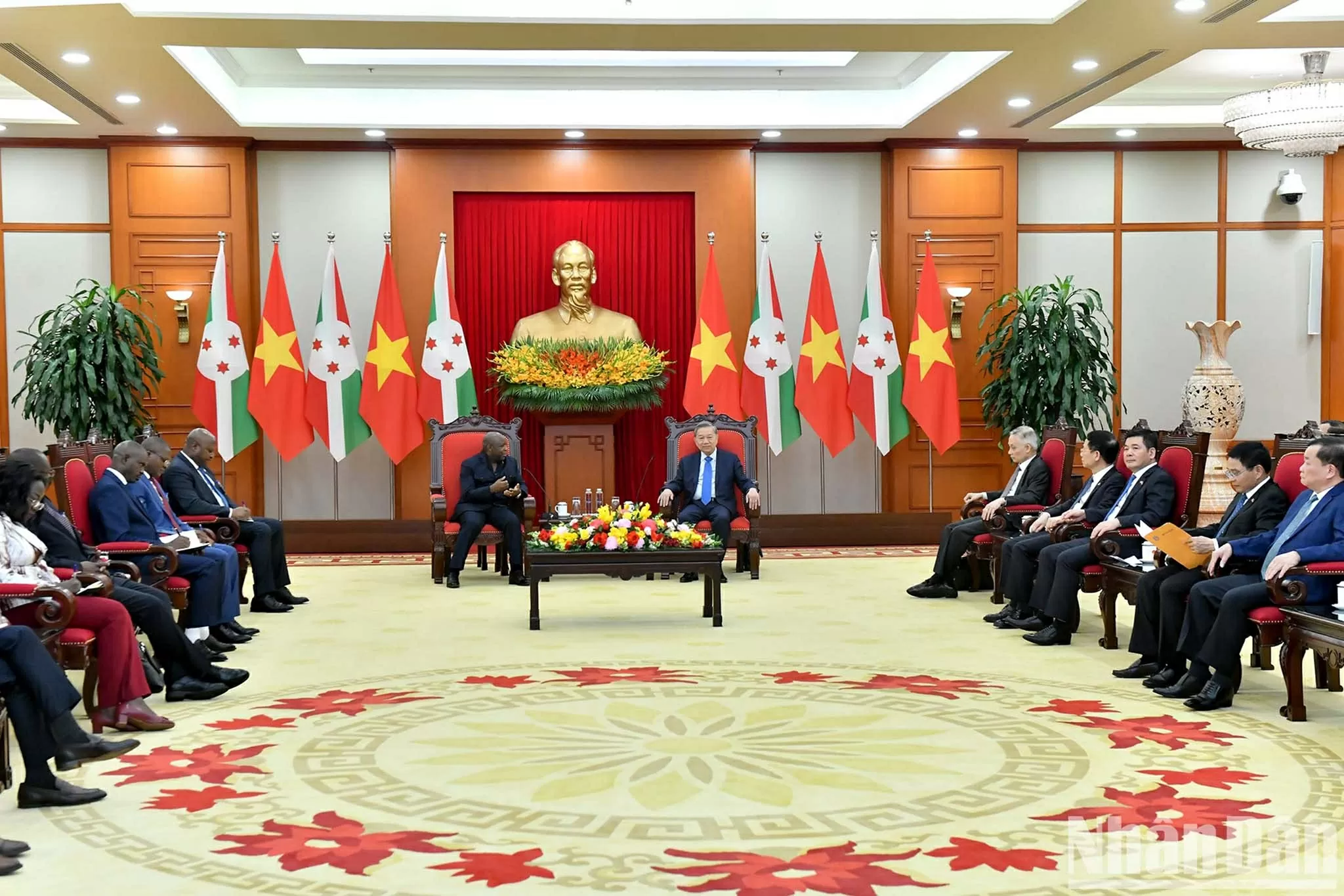 Tổng Bí thư Tô Lâm tiếp Tổng thống Cộng hòa Burundi