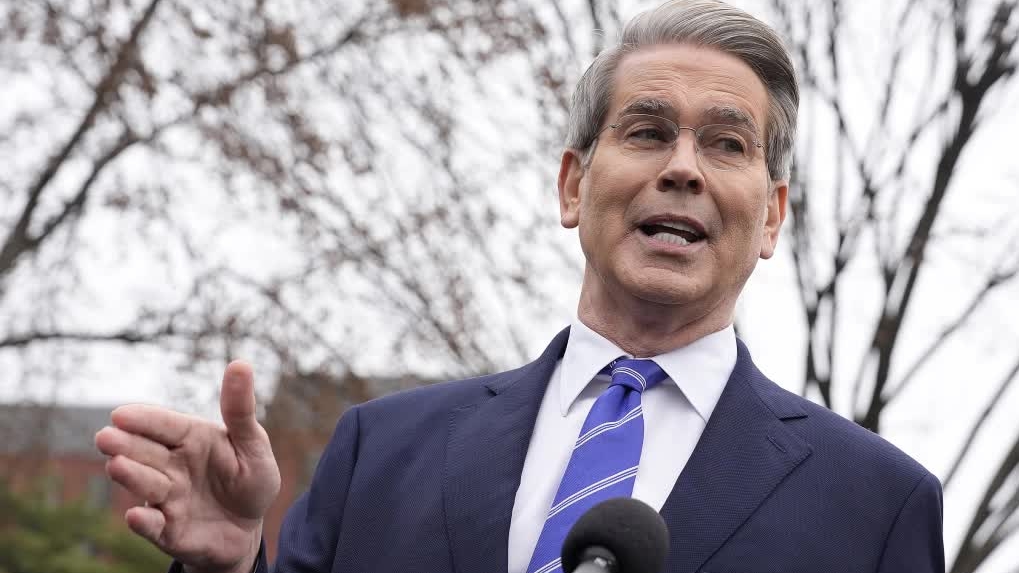 Sau 'đòn' thuế đối ứng của Tổng thống Trump, một thành viên Nội các Mỹ có khả năng rời ghế