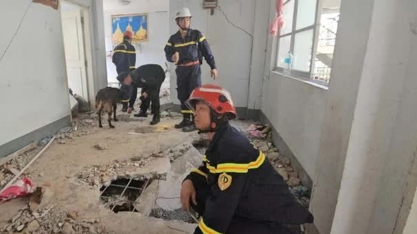 Đoàn cứu nạn Việt Nam tích cực hỗ trợ đời sống người dân Myanmar ảnh hưởng do động đất