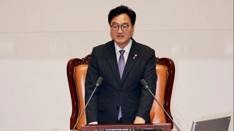 Hàn Quốc đề xuất trưng cầu sửa Hiến pháp, Tổng thống bị phế truất cam kết đồng hành cùng người ủng hộ