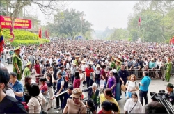 Hàng triệu đồng bào, du khách về Phú Thọ trước ngày Giỗ Tổ Hùng Vương