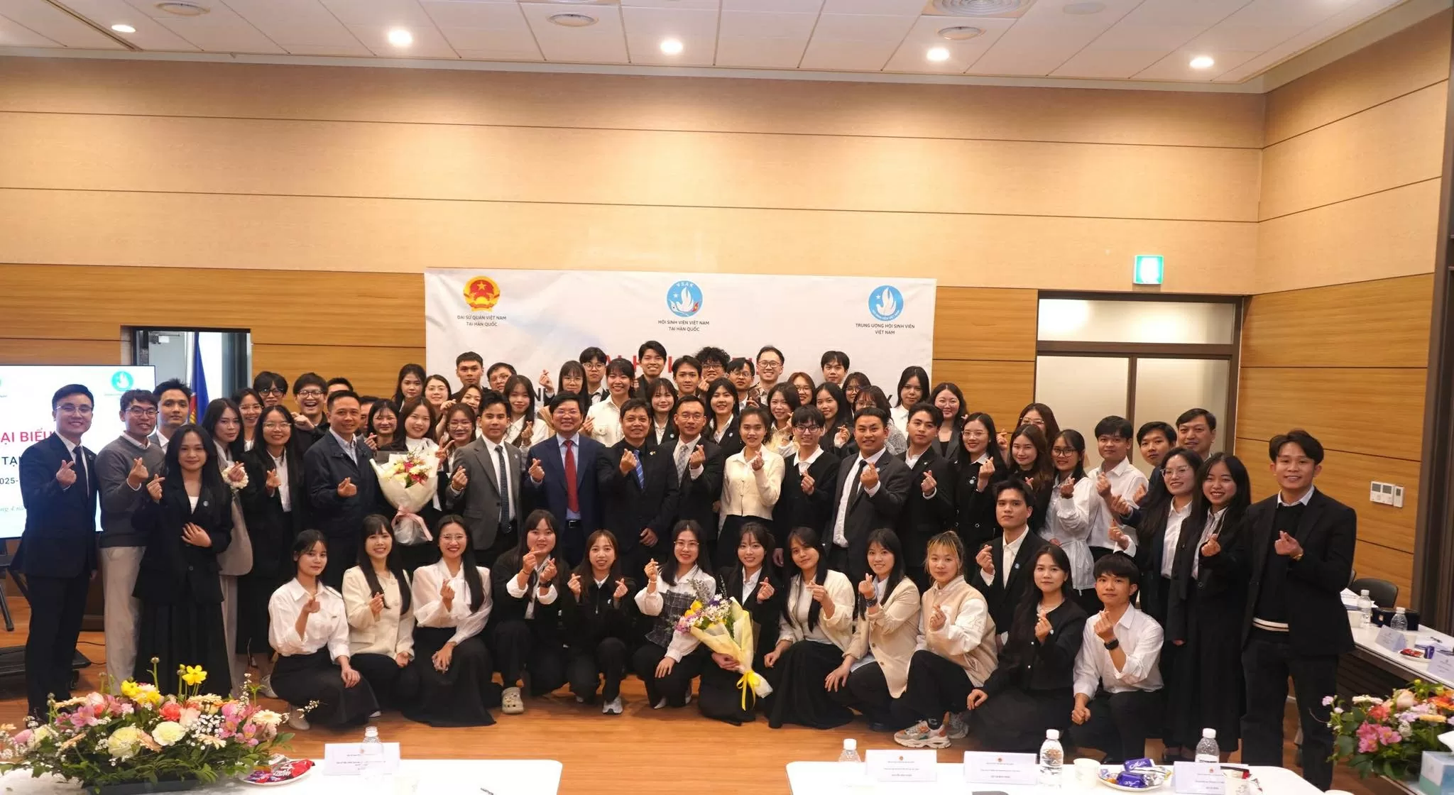 Sinh viên Việt Nam tại Hàn Quốc và mục tiêu chuyển mình trong kỷ nguyên mới Sinh viên Việt Nam tại Hàn Quốc và mục tiêu chuyển mình trong kỷ nguyên mới